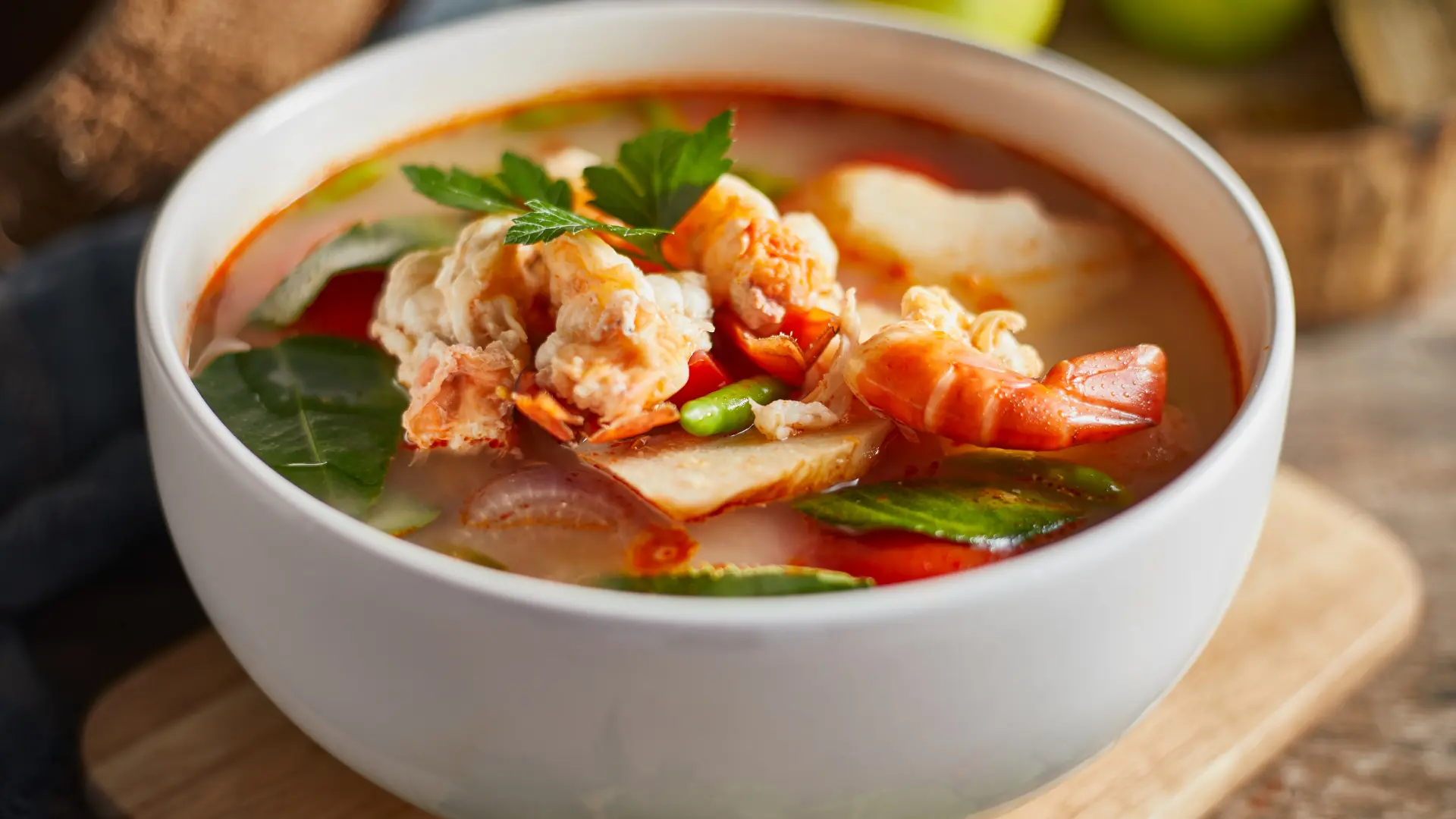 Mamas Hakka-Soup-Tom Yum Chicken Shrimp Soup